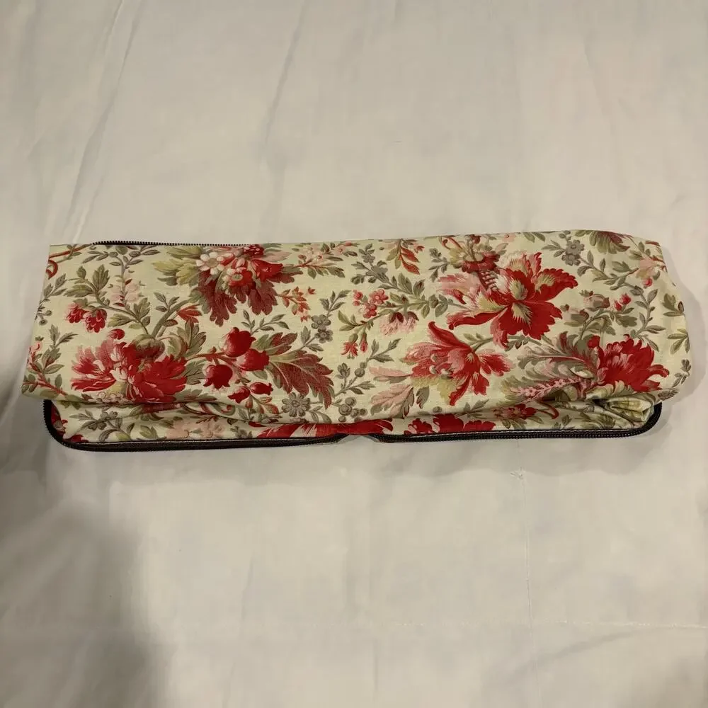 ANNA GRIFFIN Floral Tote Cream/Red/Pink/Taupe Sz OS Compactable Zippered Pouch